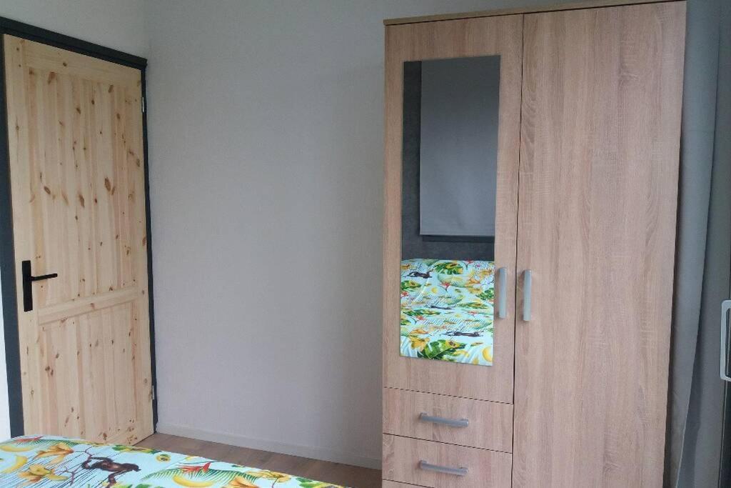 Luxe Vakantie Bungalow Met 3 Slaapkamers Dronrijp Екстериор снимка
